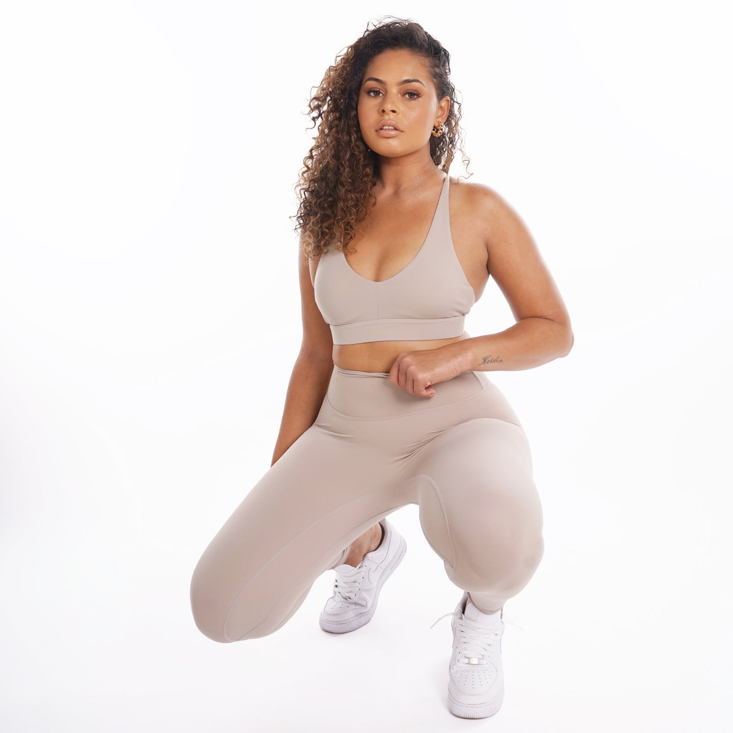 Ultimate Sculpted Scoop Bra Stone
